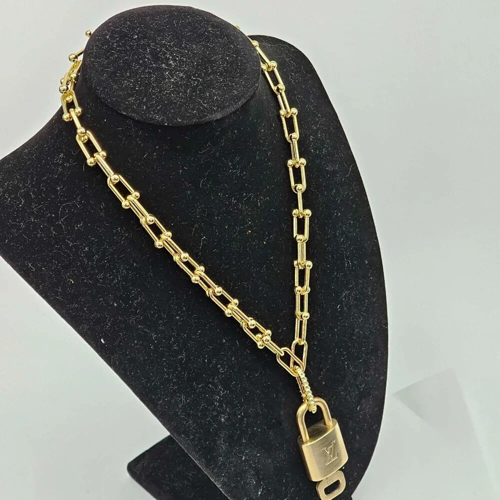 Authentic Louis Vuitton Lock & Key w/ Unbranded Gold Plated Gold Chain Necklace - Picture 11 of 11